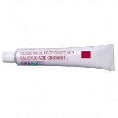 Dipsalic F Ointment (30Gm)